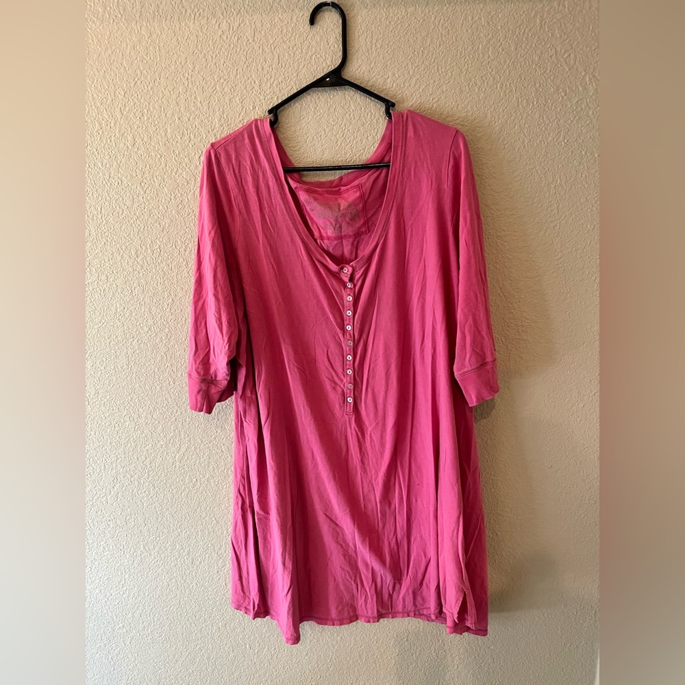 Whispers Winks night dress size 22
